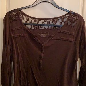 Brown Lace on shoulder and back